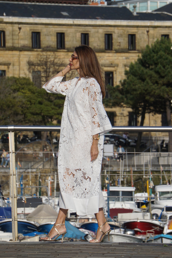 Three Quarter Sleeved Lace V-neck Dress