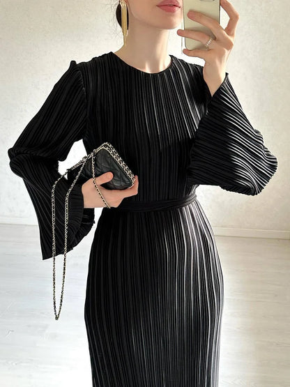 🌸Up to 50% off🔥 Elegant Pleated Trumpet Sleeve Midi Dress