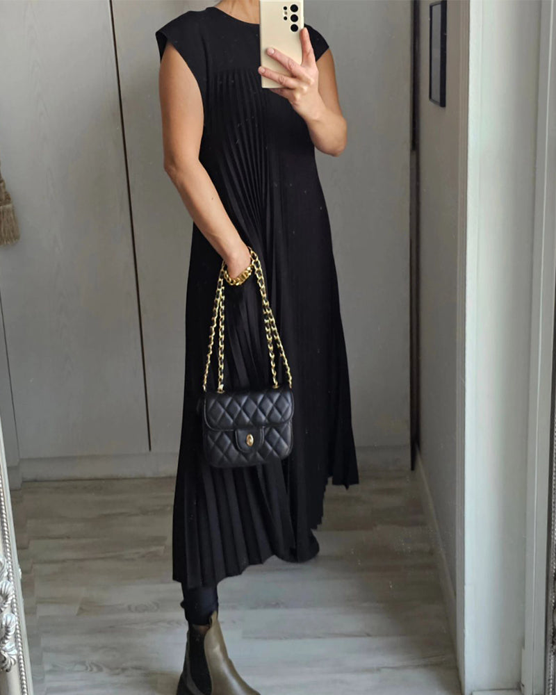 Round Neck Pleated Maxi Skirt