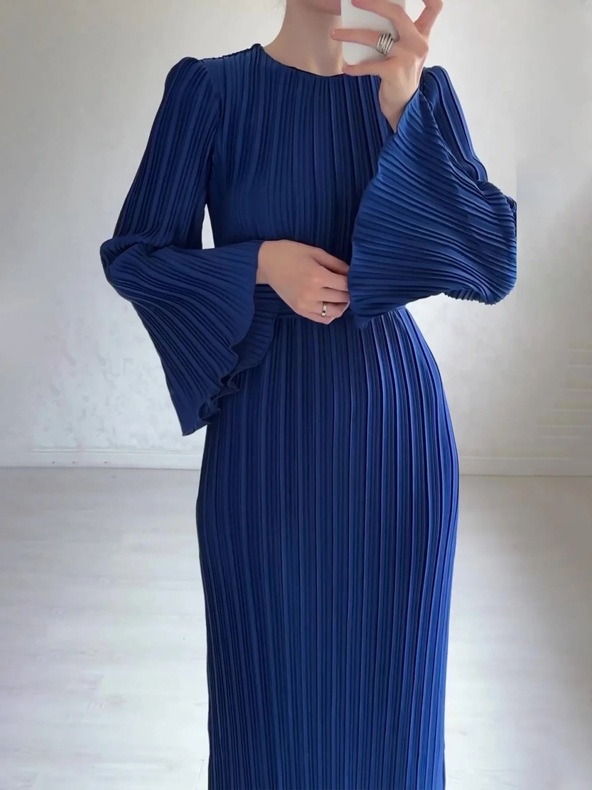 🌸Up to 50% off🔥 Elegant Pleated Trumpet Sleeve Midi Dress