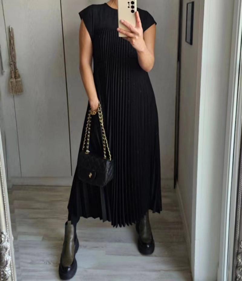 Solid Color Round Neck Sleeveless Pleated Loose Dress