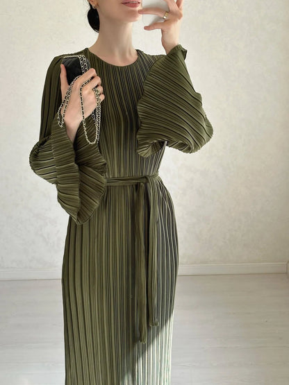 🌸Up to 50% off🔥 Elegant Pleated Trumpet Sleeve Midi Dress