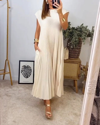 Round Neck Pleated Maxi Skirt