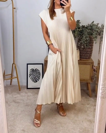 Round Neck Pleated Maxi Skirt