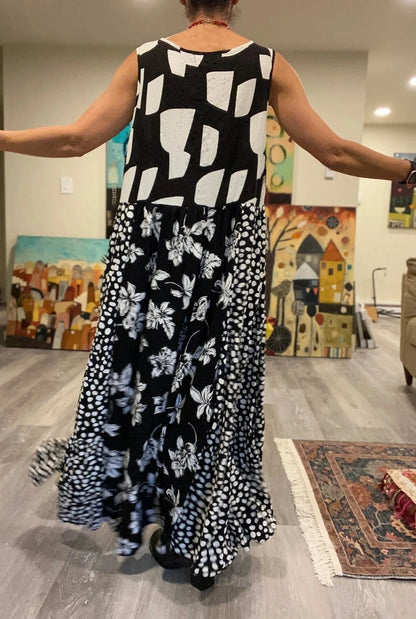 Sleeveless Loose Long Black And White Sundress